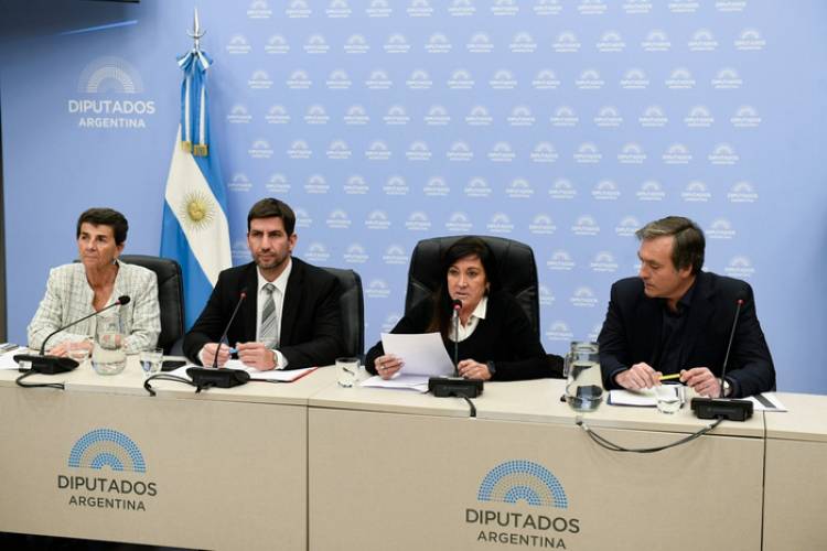 EN SINTONÍA CON EL PEDIDO DE MILEI, LLA Y EL PRO APURAN LA BAJA EN LA EDAD DE IMPUTABILIDAD