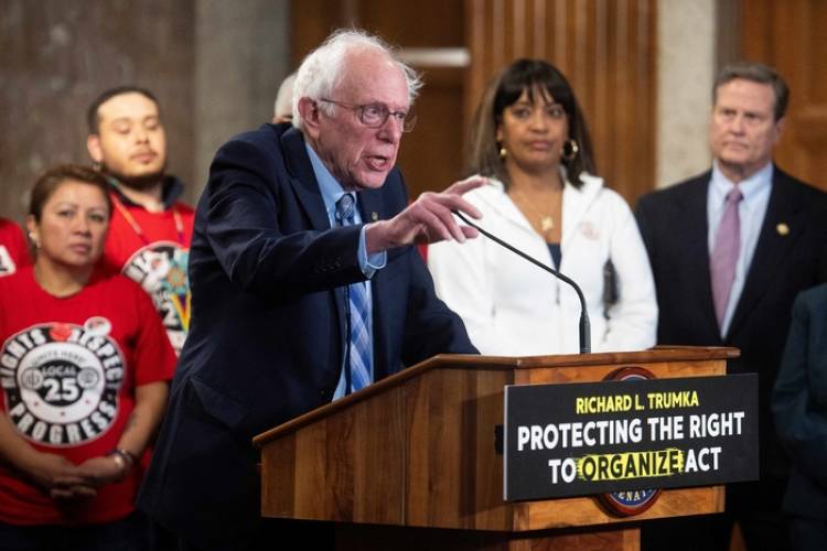 BERNIE SANDERS AFIRMÓ QUE A TRUMP NO LE IMPORTAN LOS ESTADOUNIDENSES