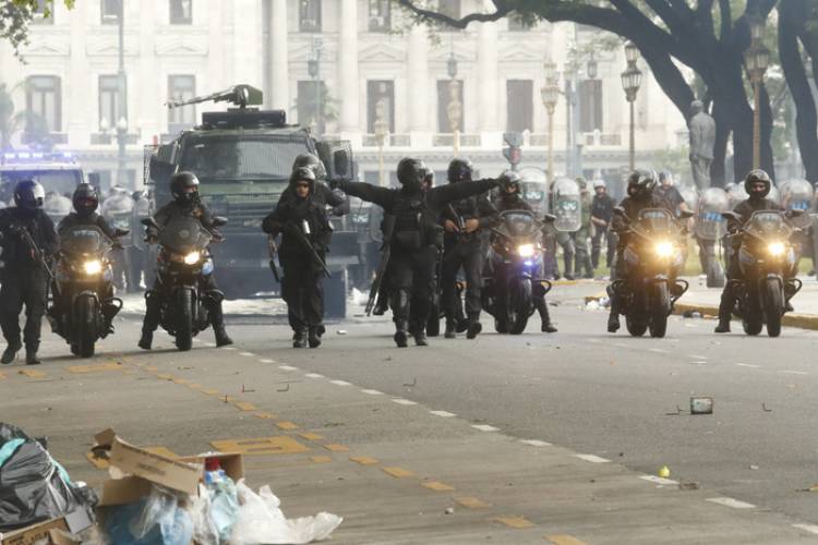 LA PROCUVIN PRESENTÓ DOS DENUNCIAS POR LA REPRESIÓN