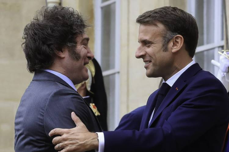 MACRON RESPALDÓ EL AJUSTE LIBERTARIO