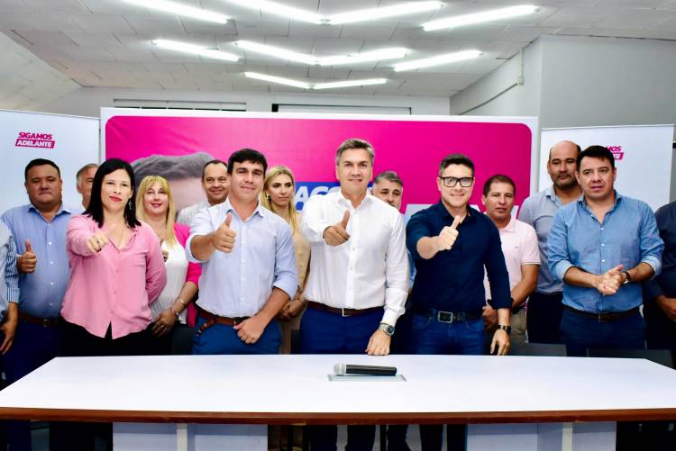 EL GOBERNADOR ZDERO ANUNCIÓ LA INCORPORACIÓN DEL INTENDENTE DE LA VERDE, FEDERICO PEÓN, A “CHACO PUEDR"