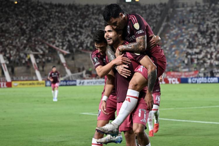 RIVER COMENZÓ CON ÉXITO LA COPA LIBERTADORES