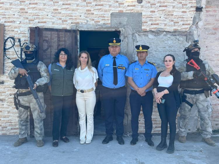 OPERATIVO ANTIBÚNKER: POLICÍA DEL CHACO Y PNA DESBARATAN 4 BÚNKERS, UNO DE LOS INMUEBLES FUE OTORGADO POR LA JUSTICIA PARA EL COE