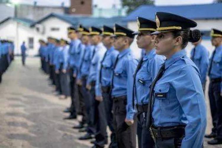 72 AÑOS: LA POLICÍA DEL CHACO INVITA A LA CIUDADANÍA A PARTICIPAR DE SU ACTO ANIVERSARIO