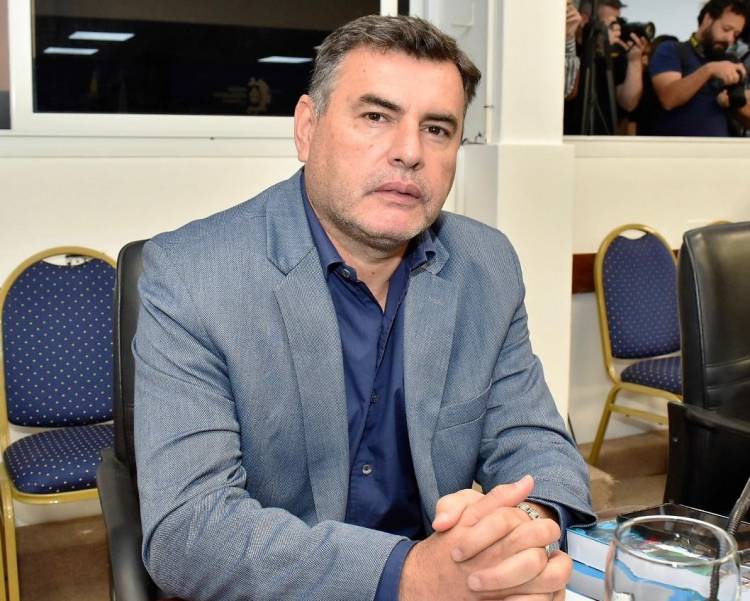 ARADAS CRUZÓ A AGUSTÍN ROMERO: “ES DE CARADURA HABLAR DE GESTIÓN CUANDO ROMPIERON LA CIUDAD”