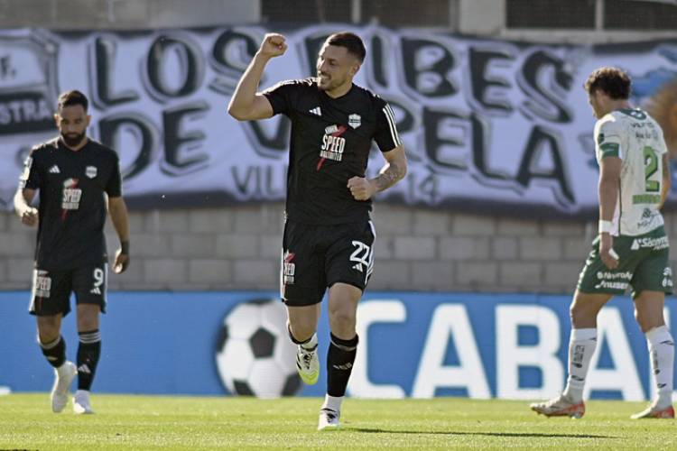 GANÓ RIESTRA Y SU LOCALÍA ES IMBATIBLE: 23 PARTIDOS INVICTO  