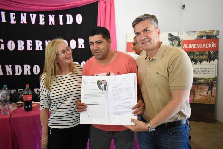 FUERTE ESPERANZA: SE REACTIVÓ EL CEDEPRO, SE ENTREGARON TÍTULOS DE PROPIEDAD Y ADJUDICACIONES DE TIERRAS A LAS FAMILIAS