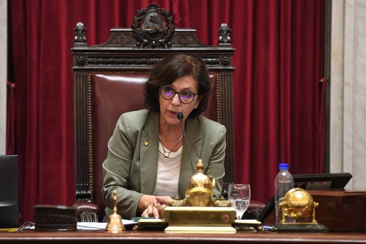 "LO QUE ESTÁ EN JUEGO ES LA SOBERANÍA NACIONAL"