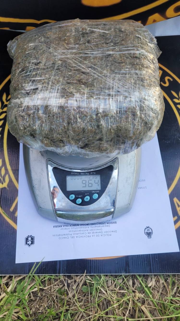 VILLA ÁNGELA: EN EL MARCO DEL PLAN PARANÁ LA POLICÍA DEL CHACO DESARTICULÓ DOS TRASLADOS DE DROGA EN LA RUTA 95