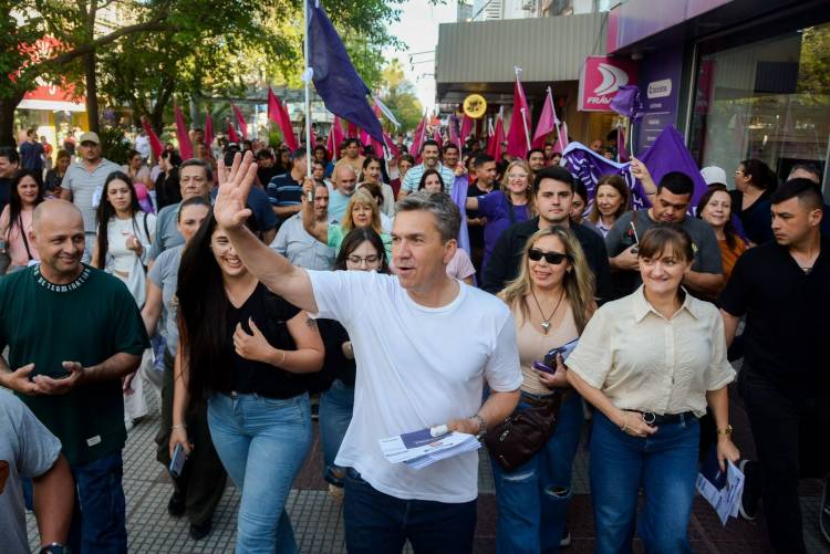 LISTA 503, COLOR VIOLETA: “LA MEJOR MANERA DE CERRAR UNA CAMPAÑA ES CARA A CARA CON LA GENTE”