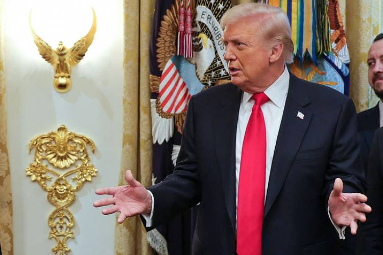 TRUMP AMENAZA A LA BBC CON UNA DEMANDA