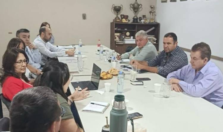 EL GOBIERNO Y LA FECHASORU ANALIZARON LOS LINEAMIENTOS TRIBUTARIOS PARA EL SECTOR