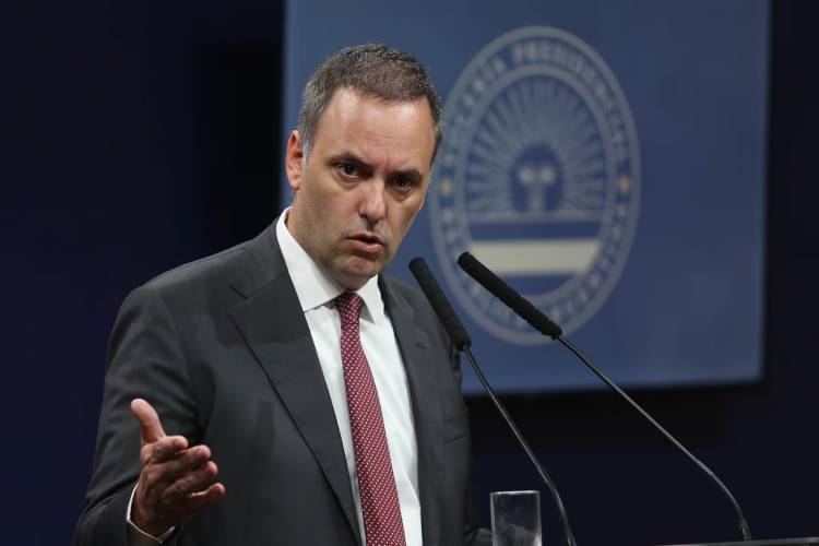 ADORNI ANUNCIÓ LA PRIMERA REUNIÓN DE GABINETE