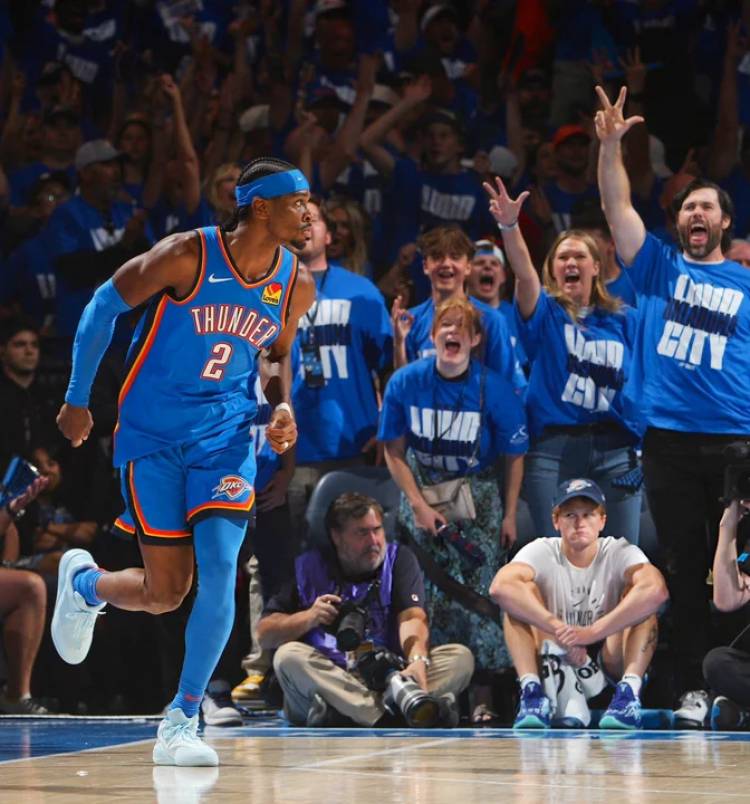 NBA EN NAVIDAD: QUÉ PARTIDOS SE JUEGAN EL 25 DE DICIEMBRE Y CÓMO VER EN VIVO