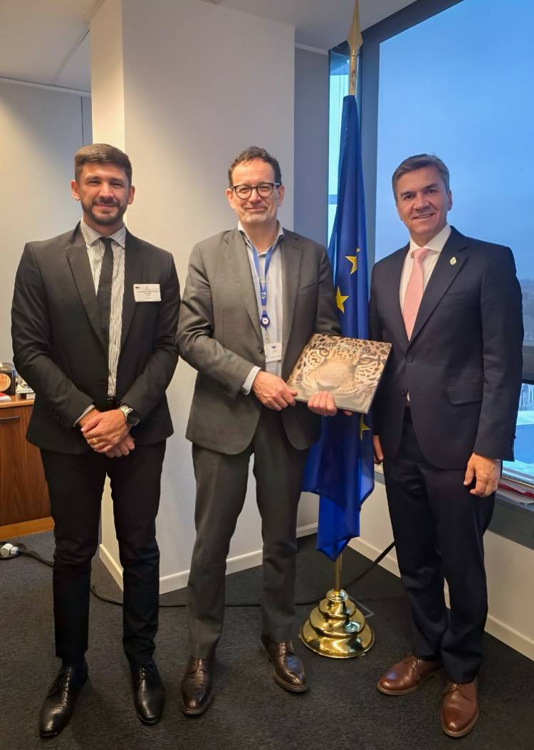 ZDERO SE REUNIÓ CON AUTORIDADES DE LA COMISIÓN EUROPEA PARA IMPULSAR EL ACUERDO UE–MERCOSUR