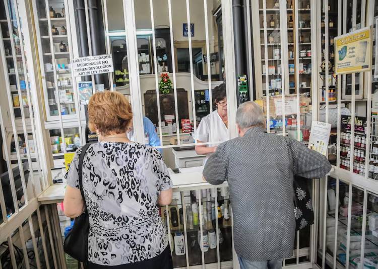 A RAÍZ DE UNA ACCIÓN JUDICIAL, MILES DE JUBILADOS VUELVEN A ACCEDER A MEDICAMENTOS GRATIS