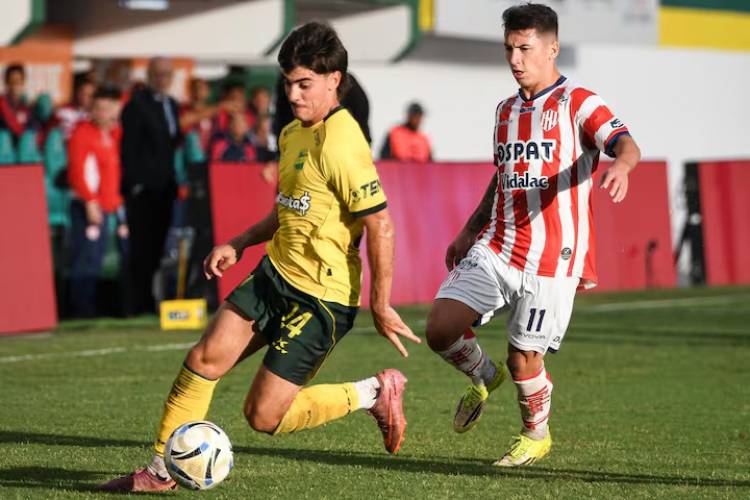 TORNEO APERTURA: DEFENSA Y JUSTICIA CONQUISTÓ UN VALIOSO TRIUNFO ANTE UNIÓN