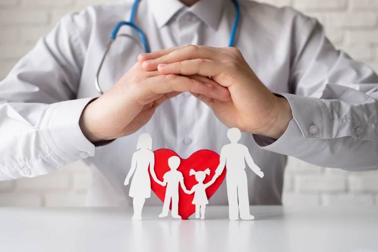 ACCESO, INFORMACIÓN Y PREVENCIÓN: PILARES PARA UNA SALUD UNIVERSAL