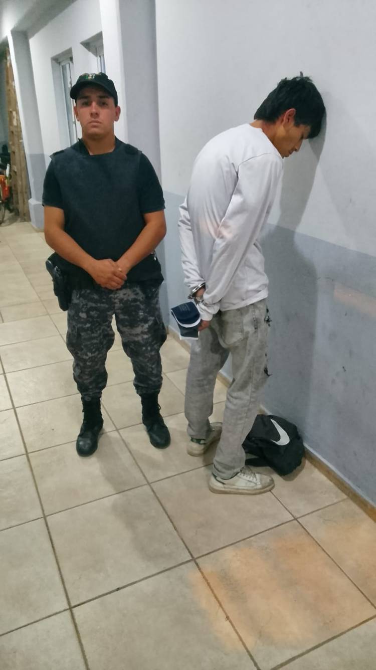 VILLA ÁNGELA: UN HOMBRE FUE DETENIDO POR DIVERSAS CAUSAS