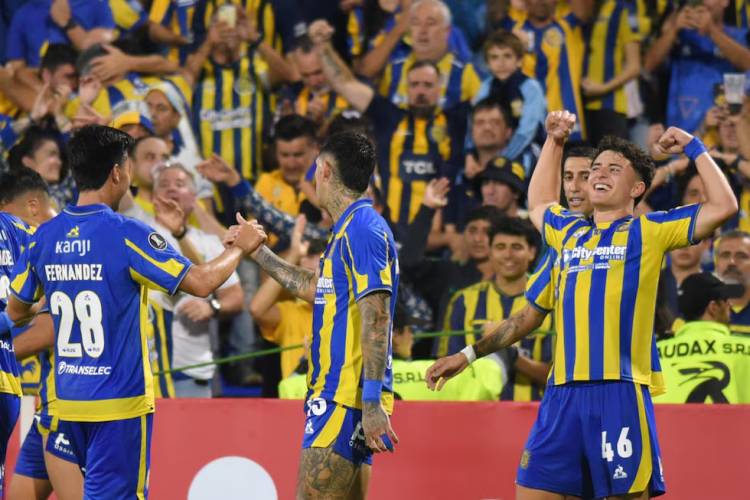 COPA LIBERTADORES: CENTRAL GANÓ Y YA PALADEA LOS OCTAVOS DE FINAL