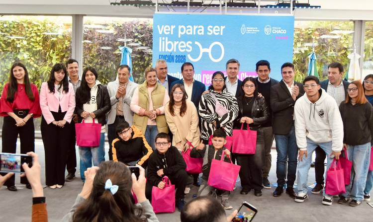 CIERRE DE OPERATIVOS DE “VER PARA SER LIBRES”: MÁS DE 1.700 NIÑOS Y ADOLESCENTES ACCEDIERON A ANTEOJOS