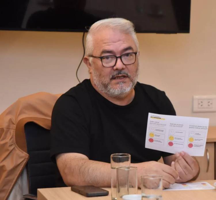 "ZDERO MANTIENE LA MAYORÍA ELECTORAL QUE HOY LO VOLVERÍA A LLEVAR AL TRIUNFO", AFIRMÓ VARGAS