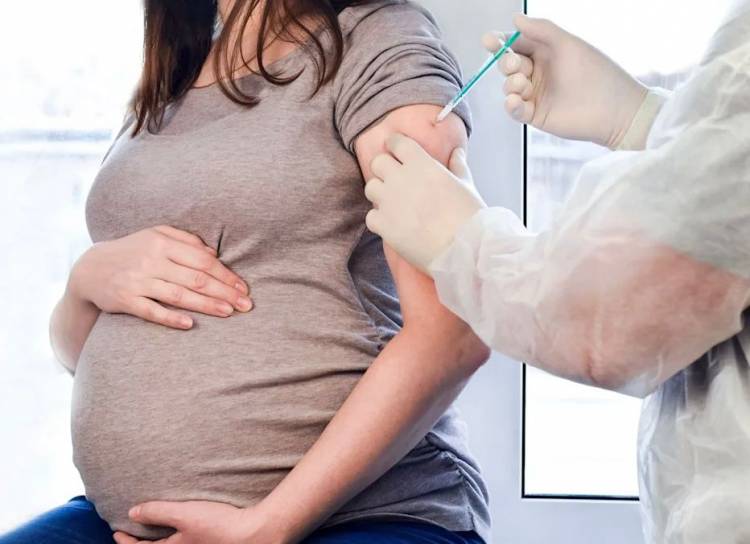SALUD INICIÓ LA VACUNACIÓN CONTRA EL VIRUS SINCICIAL RESPIRATORIO EN TODA LA PROVINCIA