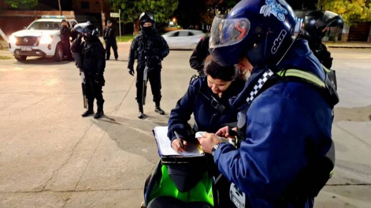 FINDE LARGO: CASI 300 OPERATIVOS, MÁS DE 600 MOTOS SECUESTRADAS Y 37 DETENIDOS EN CHACO