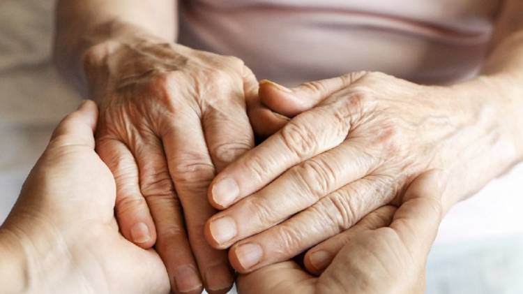 ¿QUÉ ES LA ENFERMEDAD DE PARKINSON QUE PADECÍA EL INDIO SOLARI?