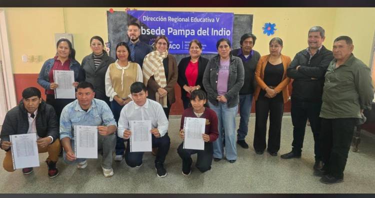 PAMPA DEL INDIO: HISTÓRICA ENTREGA DE TÍTULOS A EGRESADOS DE PROYECTOS ESPECIALES BILINGÜES INTERCULTURALES RURALES