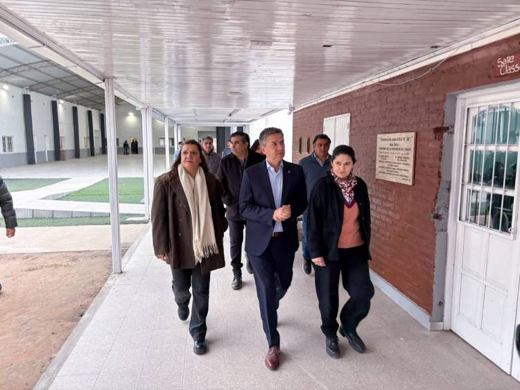 AVIA TERAI: ZDERO CONSTATÓ EL AVANCE DE OBRAS EN LA EES N° 27 Y RATIFICÓ SU COMPROMISO CON LA EDUCACIÓN