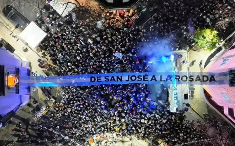 PODRÍAN REVOCAR LA DOMICILIARIA A CFK TRAS LAS MANIFESTACIONES FRENTE A SAN JOSÉ 1111