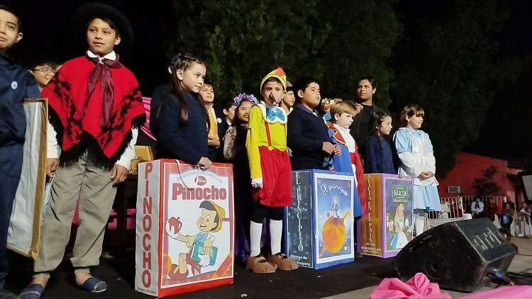 FERIA PROVINCIAL DEL LIBRO “CHACO LEE”: LAS PALMAS FUE SEDE DE JORNADAS DE LECTURA, CULTURA Y ENCUENTRO COMUNITARIO