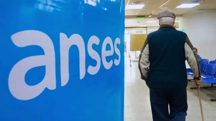 JUBILACIONES: EL GOBIERNO OFICIALIZÓ UN NUEVO AUMENTO