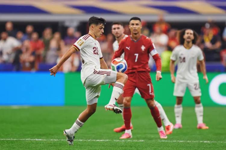 CON UN GOL AGÓNICO, ESPAÑA ELIMINÓ A PORTUGAL EN EL ÚLTIMO MUNDIAL DE CRISTIANO RONALDO