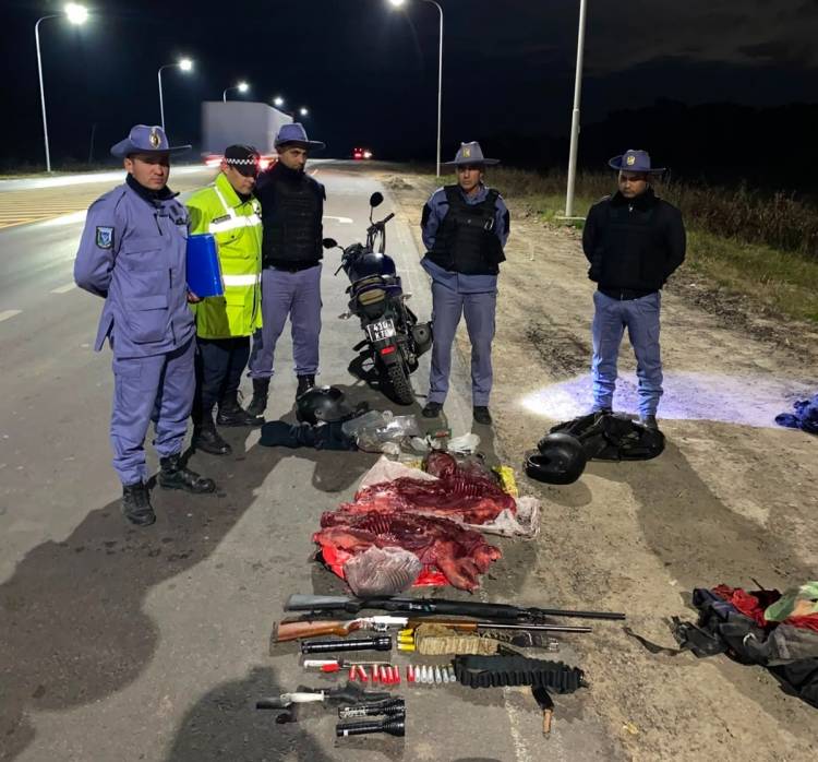 POLICÍA RURAL SECUESTRÓ ARMAS Y PRODUCTOS DE CAZA ILEGAL DURANTE UN CONTROL