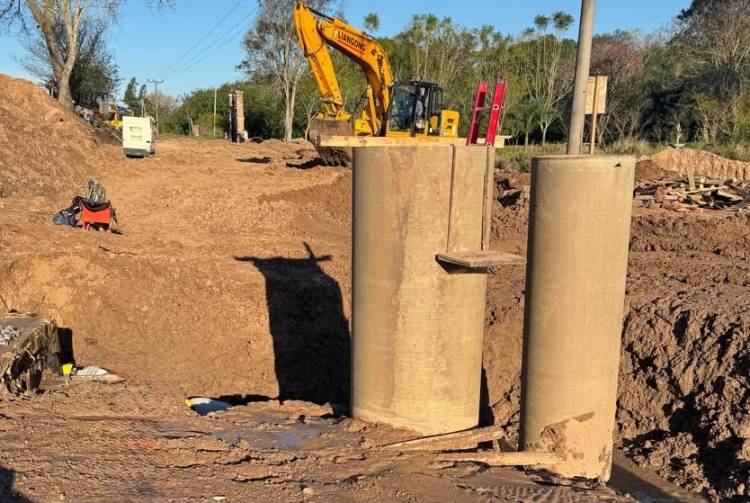 POR LAS OBRAS EN EL ACUEDUCTO, SAMEEP TRABAJA SIN PAUSAS PARA RESTABLECER EL SERVICIO