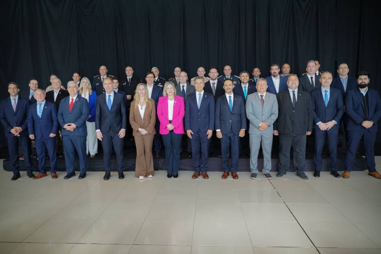 ALEJANDRA MONTEOLIVA ENCABEZÓ EL II CONSEJO REGIONAL DE SEGURIDAD INTERIOR CON FOCO EN LA SEGURIDAD DEL NEA Y LA FRONTERA CON PARAGUAY