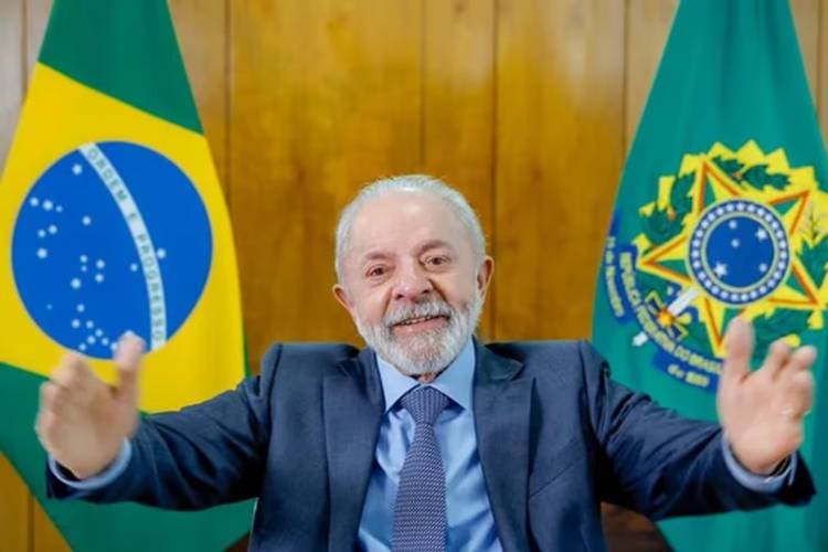 LOS SEGUIDORES DE LULA DA SILVA LANZARON SU CAMPAÑA EN BUENOS AIRES